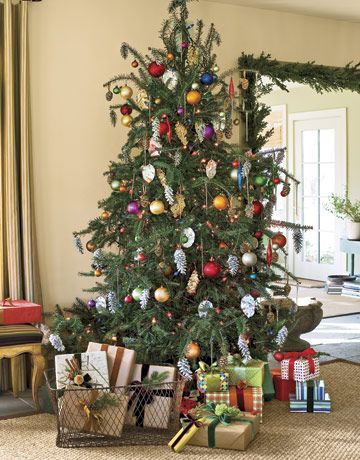 christmas-tree-pinecone-ornaments-gtl1206-de.jpg